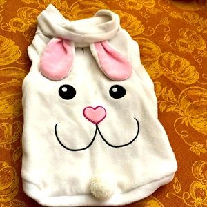 Bunny dog sweatshirt w/bunny ears on attached hood. Adorable.. dog not included